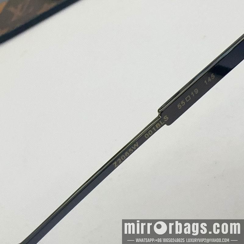 LV Glasses smx151