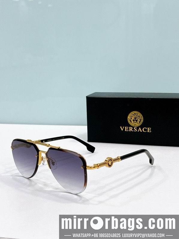 Versace Glaases smx147
