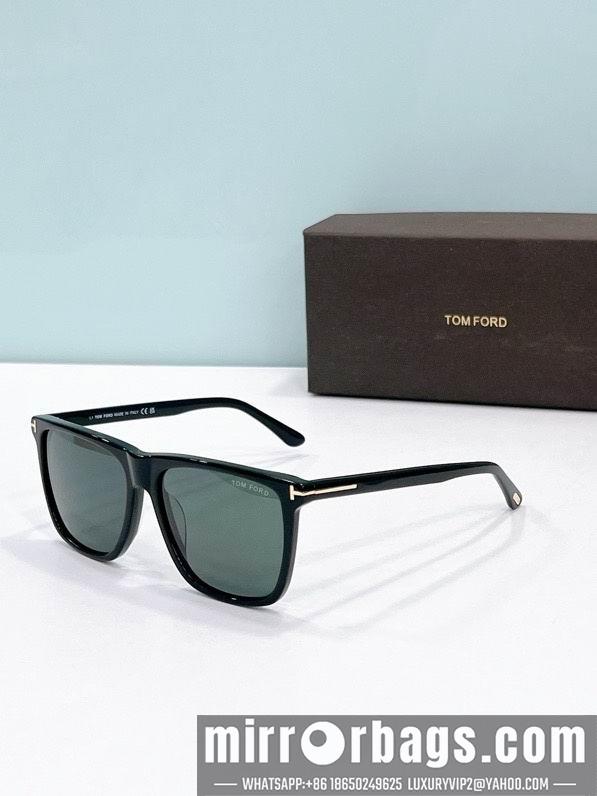 Tom Ford Glasses smx141