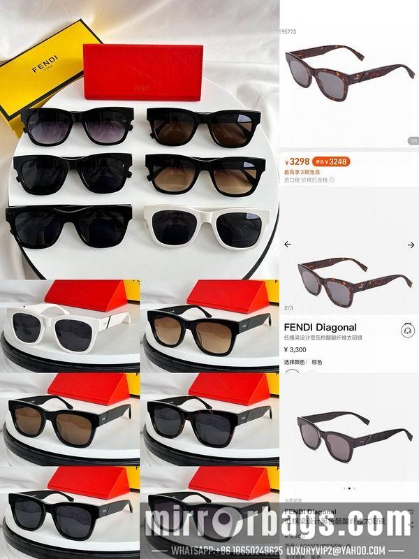 Fendi Glasses smx128