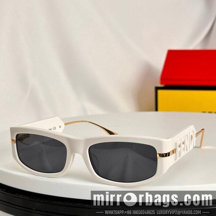Fendi Glasses smx64