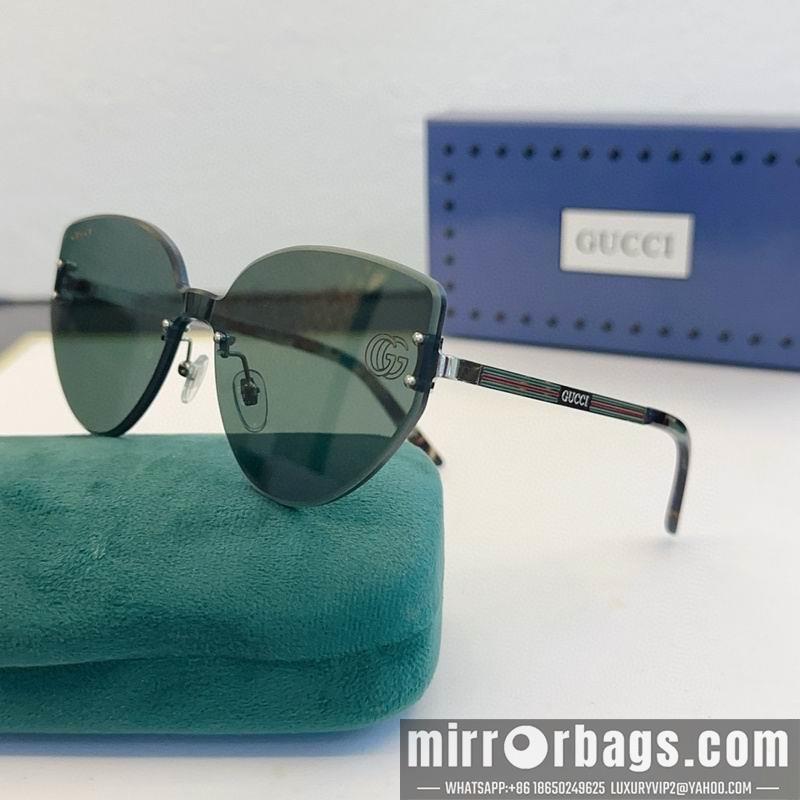 Gucci Glasses smx132