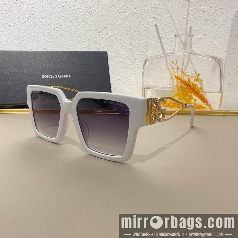 DG Glasses 010208