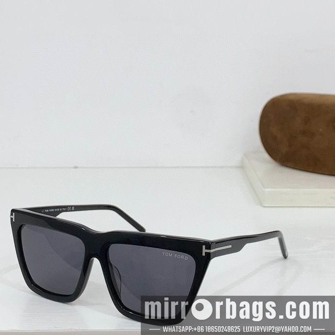 Tom Ford Glasses smx152