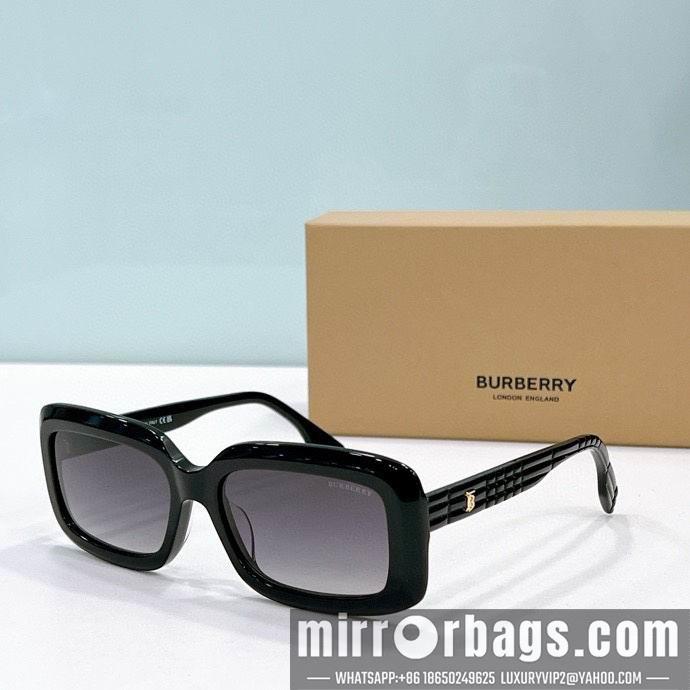 Burberry Glasses smx40