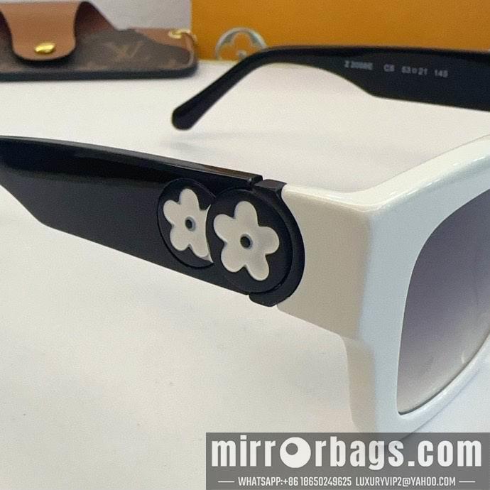 LV Glasses smx144