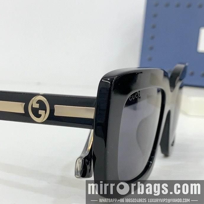 Gucci Glasses smx157