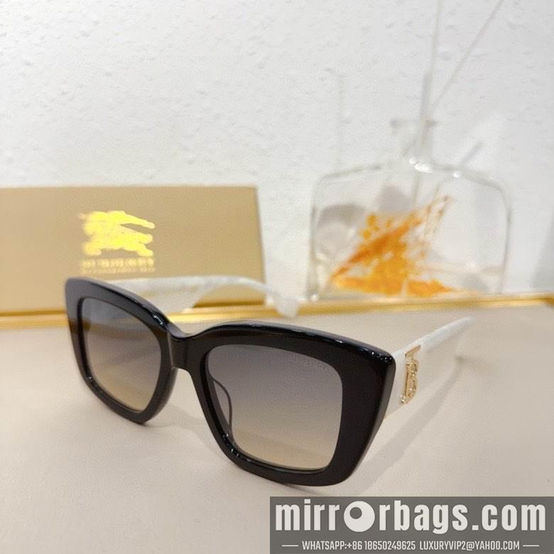 Burberry Glasses 010201