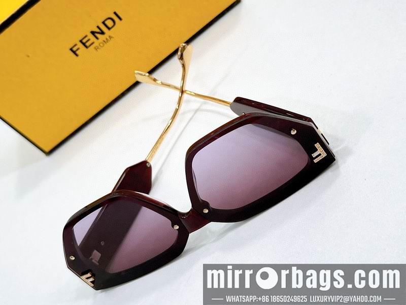Fendi Glasses smh44