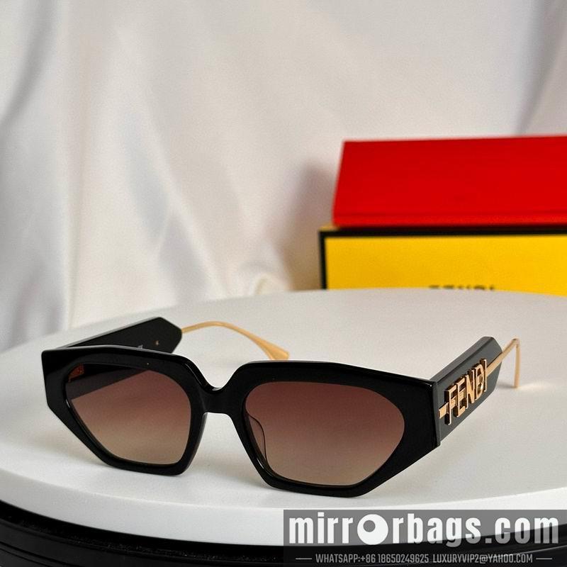 Fendi Glasses smx88