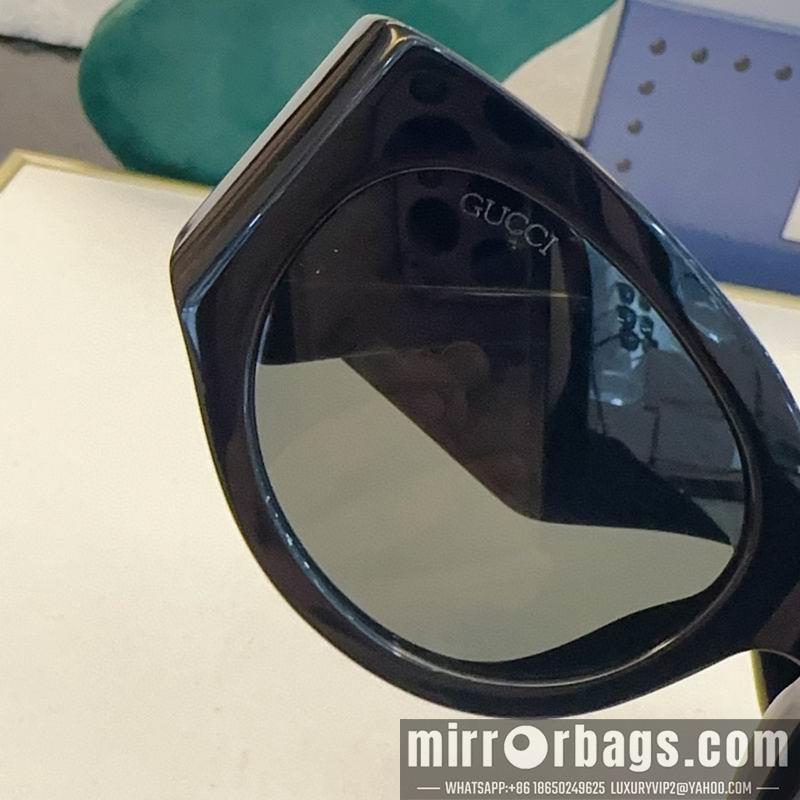 Gucci Glasses smx128
