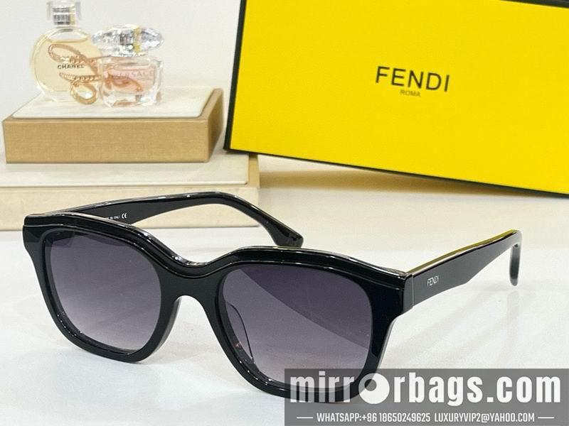 Fendi Glasses smx81