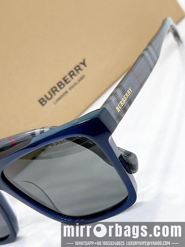 Burberry Glasses smx89