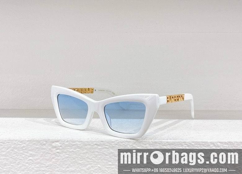 Burberry Glasses smx57