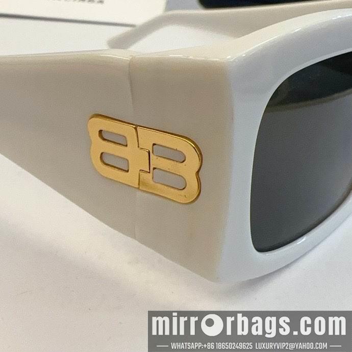 Balenciaga Glasses smr94
