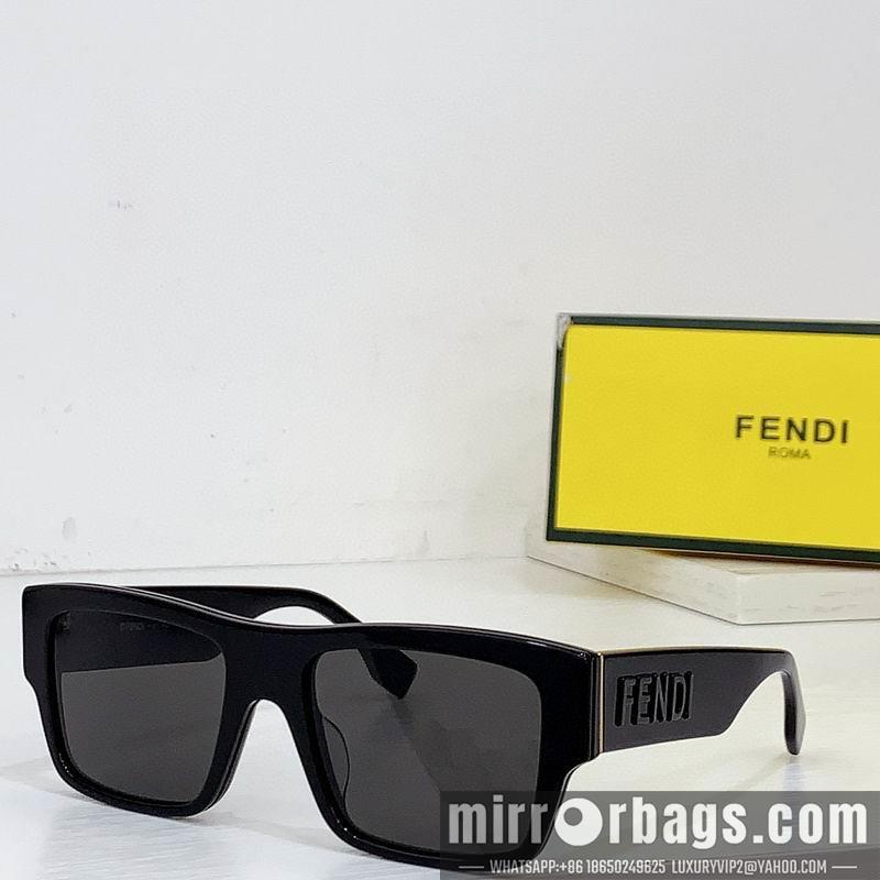 Fendi Glasses smx72