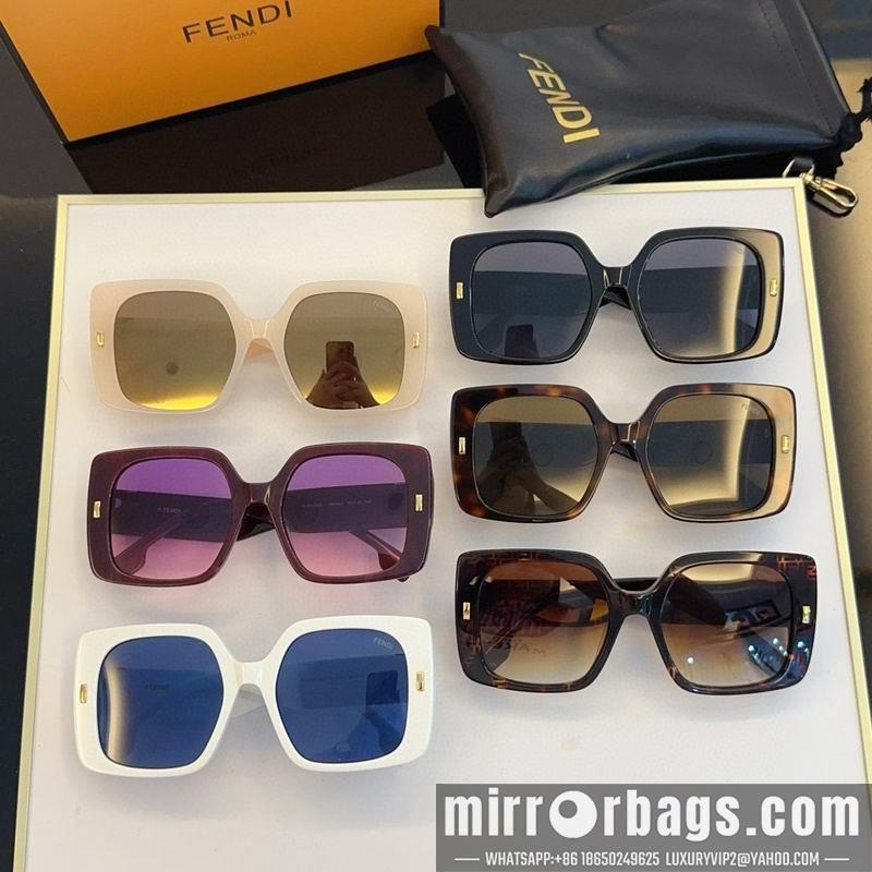Fendi Glasses smx143