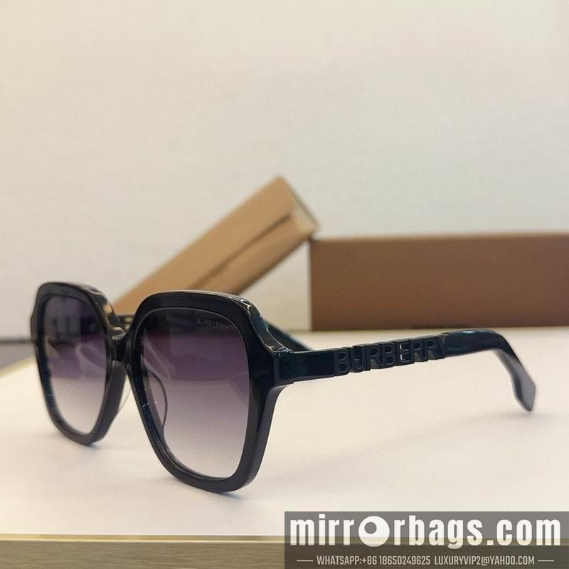 Burberry Glasses smx70