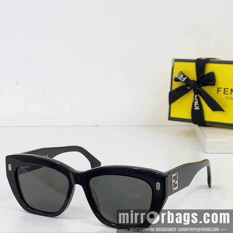 Fendi Glasses smh34
