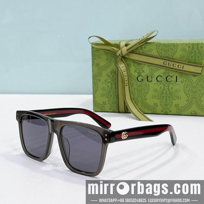 Gucci Glasses smx90