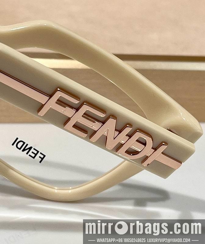 Fendi Glasses smx48