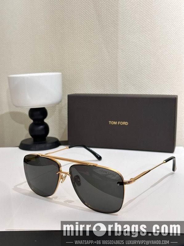 Tom Ford Glasses smx106