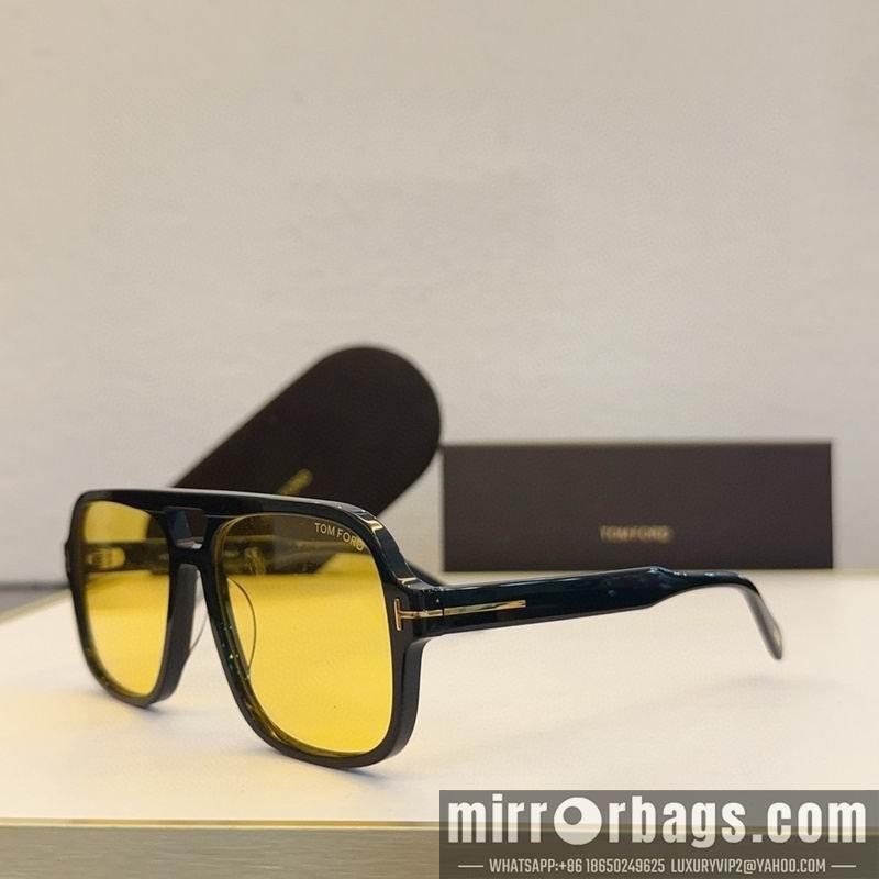 Tom Ford Glasses smx143