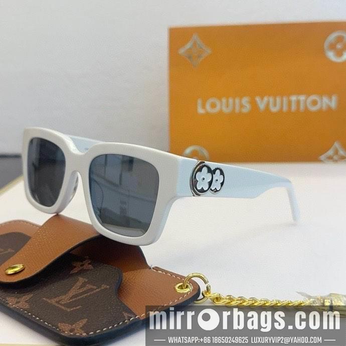 LV Glasses smx144