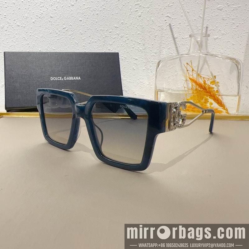 DG Glasses 010208