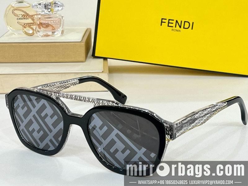 Fendi Glasses smx83