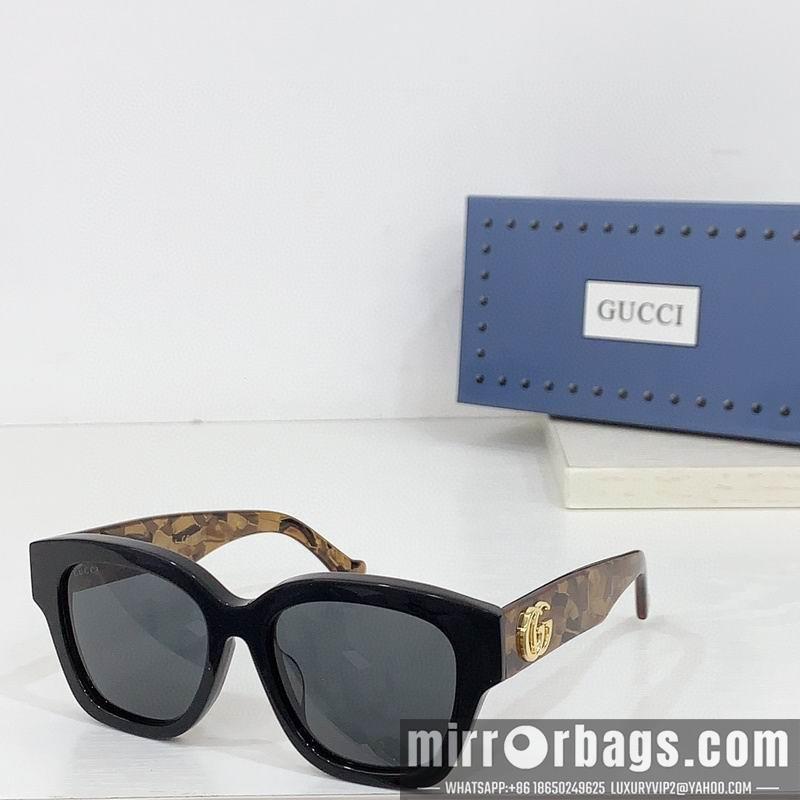 Gucci Glasses smr92