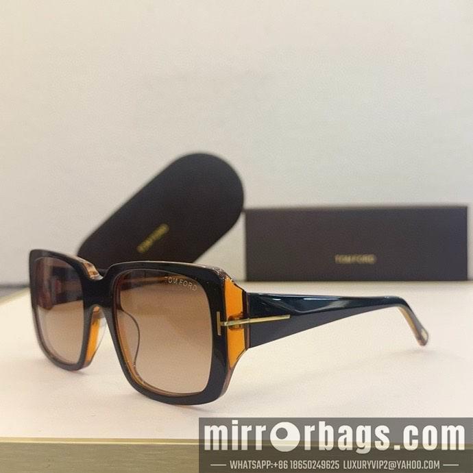 Tom Ford Glasses smx150
