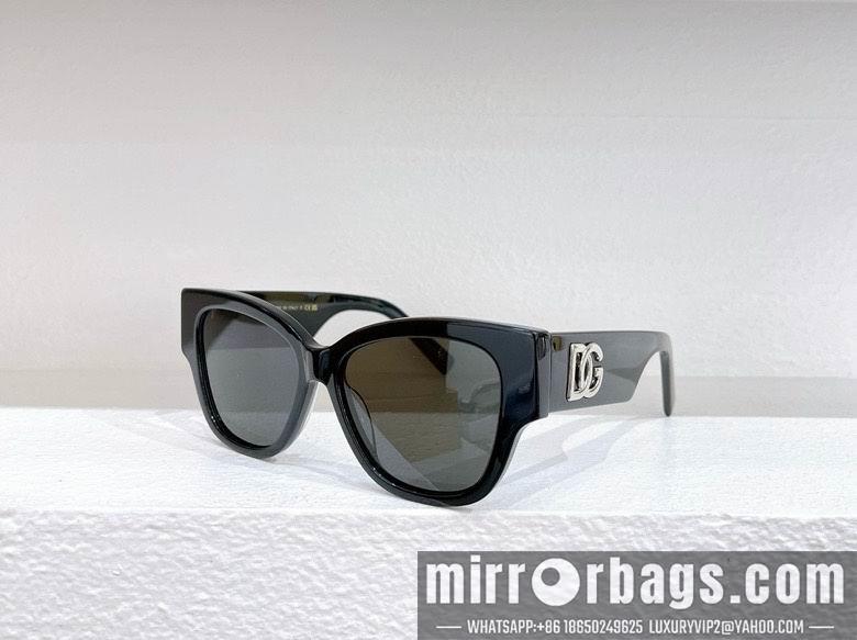 DG Glasses 010216