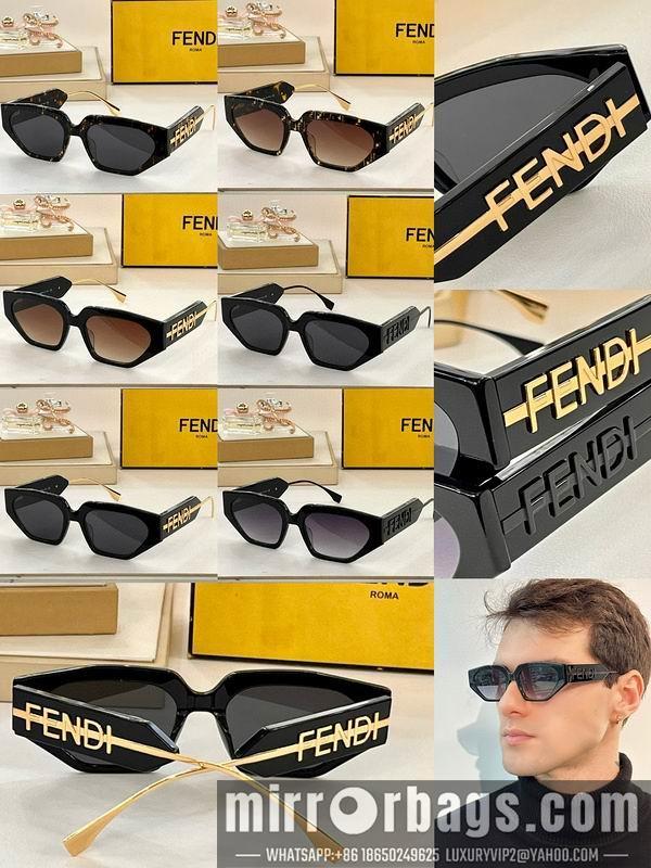 Fendi Glasses smx66