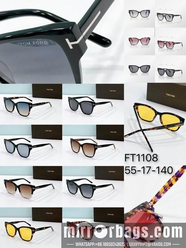 Tom Ford Glasses smx157