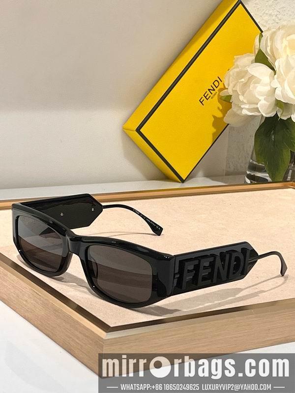 Fendi Glasses smx54