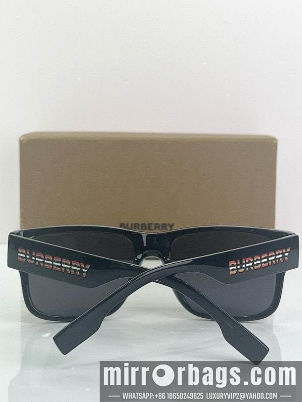 Burberry Glasses smx49