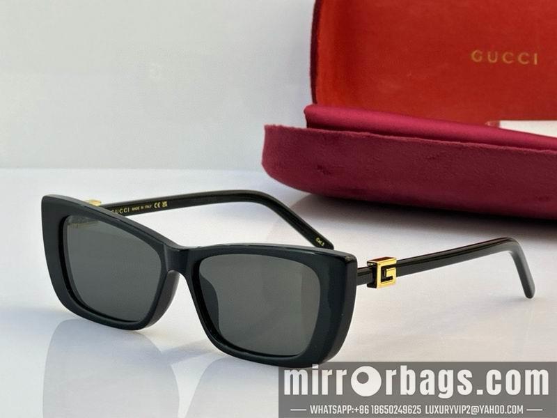 Gucci Glasses smh42
