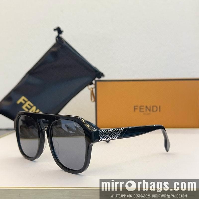 Fendi Glasses smx142