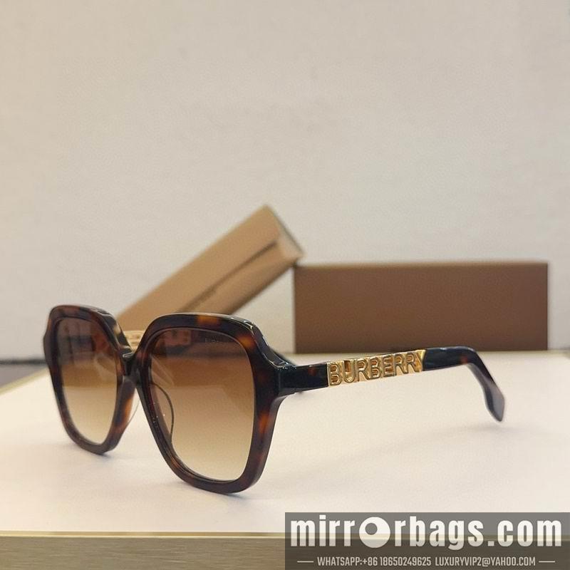 Burberry Glasses smx70
