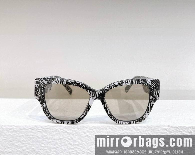 DG Glasses 010216
