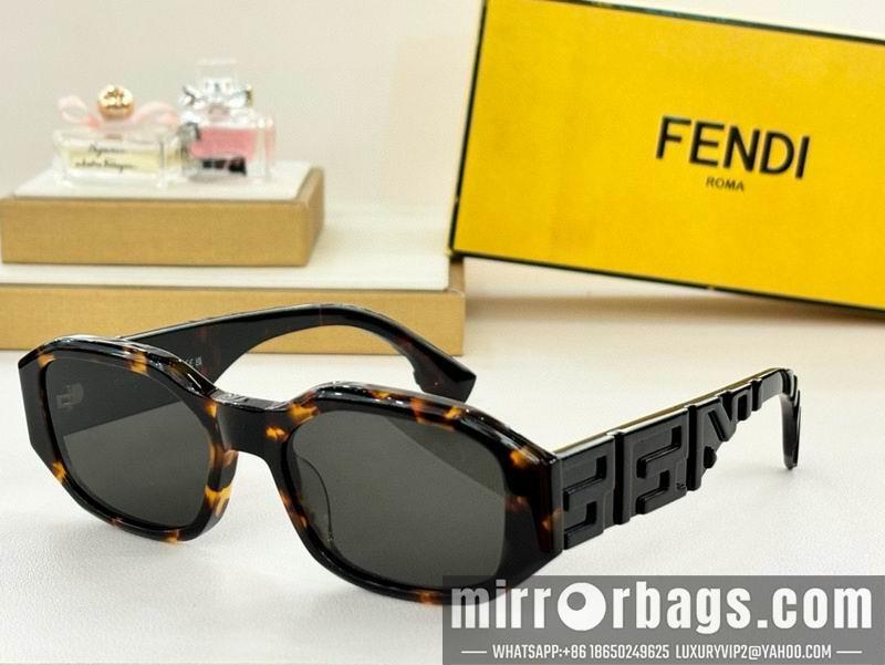 Fendi Glasses smx105