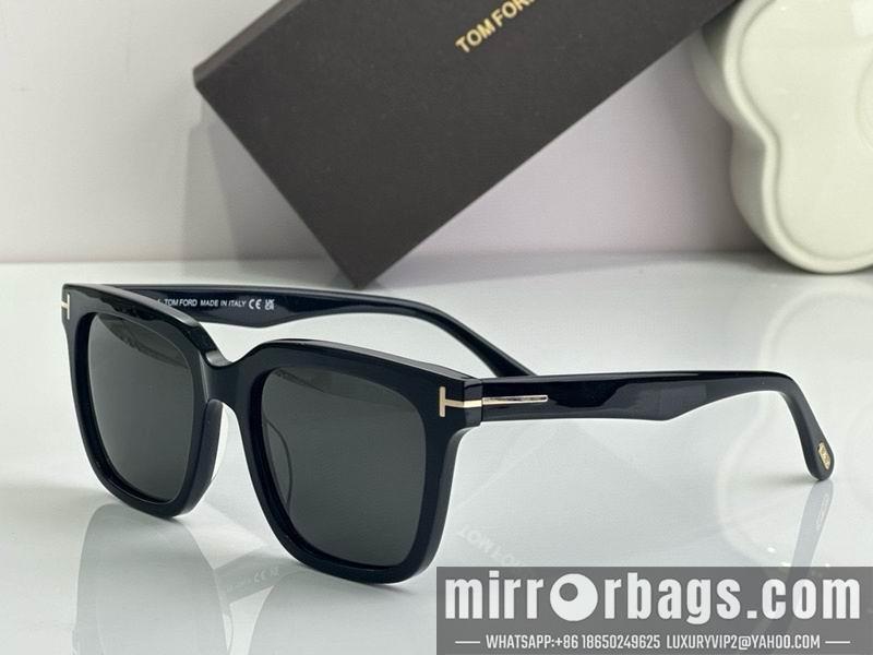 Tom Ford Glasses smx102