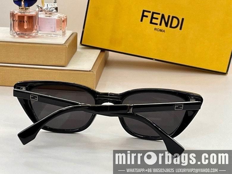 Fendi Glasses smx79
