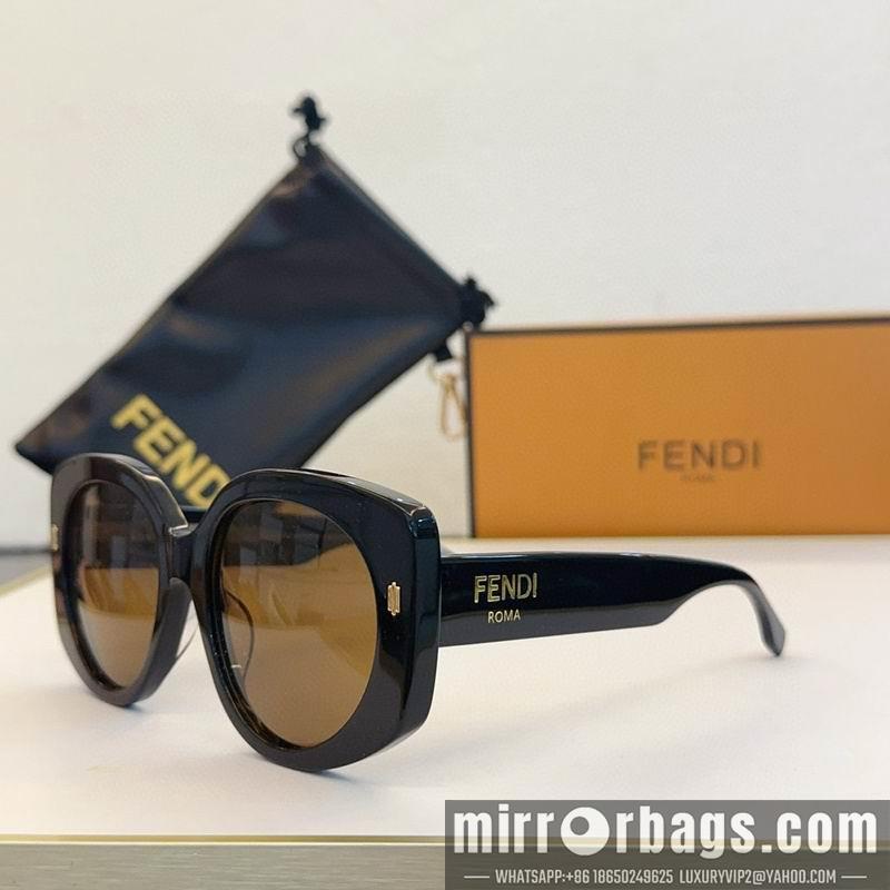 Fendi Glasses smx150