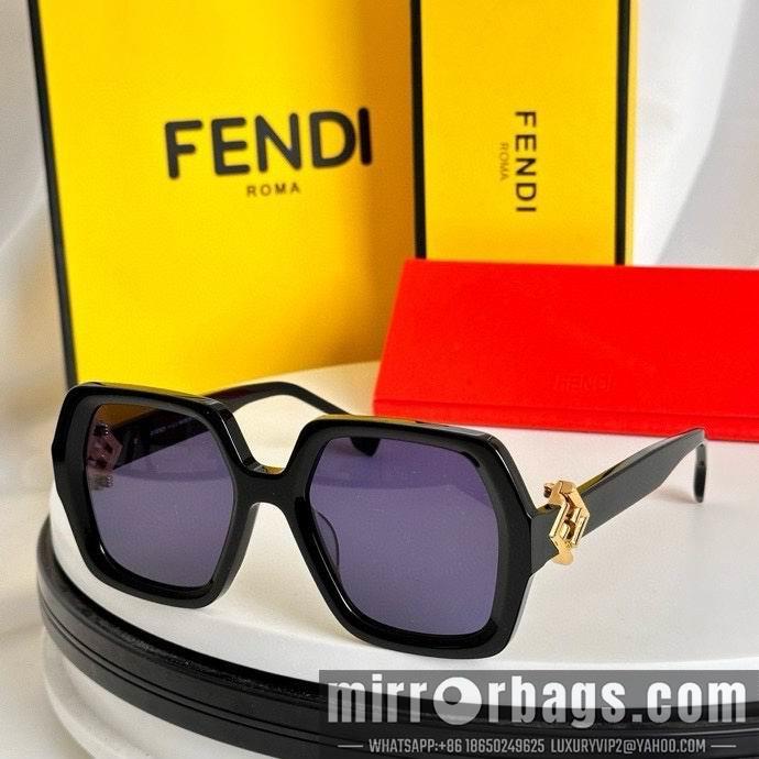 Fendi Glasses smx162