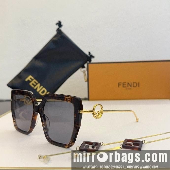 Fendi Glasses smx172