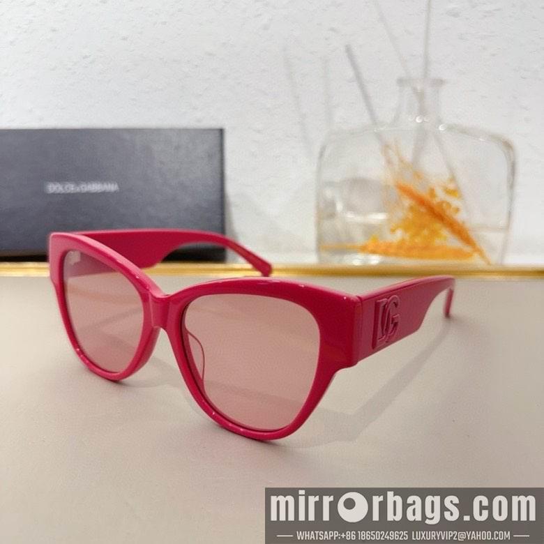 DG Glasses 010204