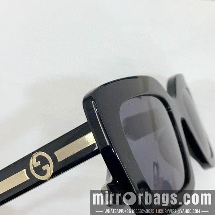 Gucci Glasses smx157