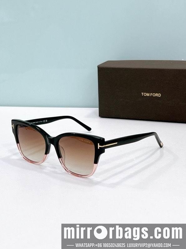 Tom Ford Glasses smx157